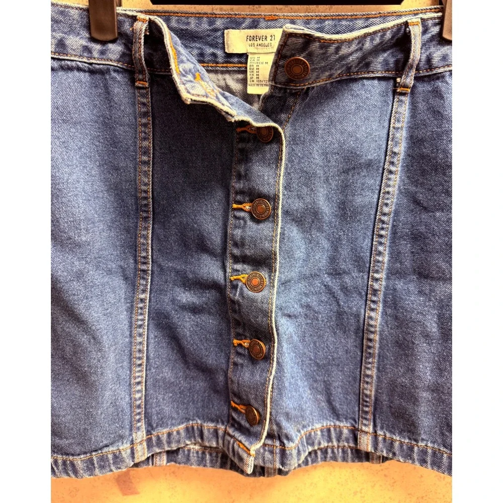 Forever 21 Medium Y2K Wash Denim Button Front Mini Chic Streetwear Skirt